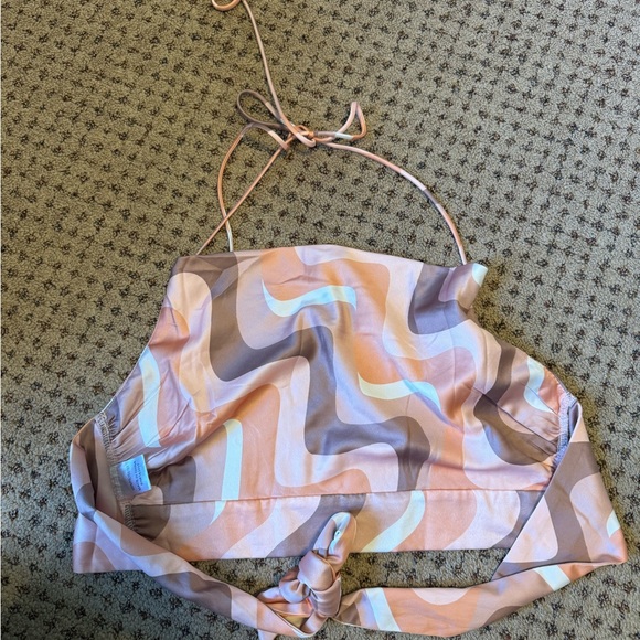 Princess Polly Tie Neck Groovy Crop Top - size 4 - Picture 3 of 3